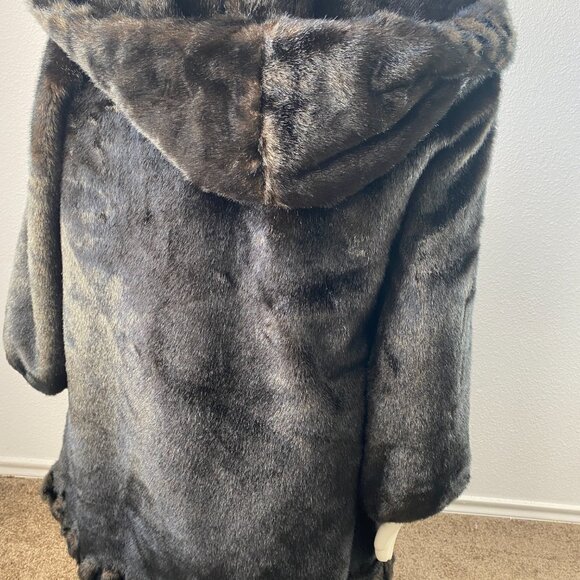 Jones New York Women’s Full Length Faux Fur Long Sleeve Pockets hooded Coat Sz M - Picture 5 of 14